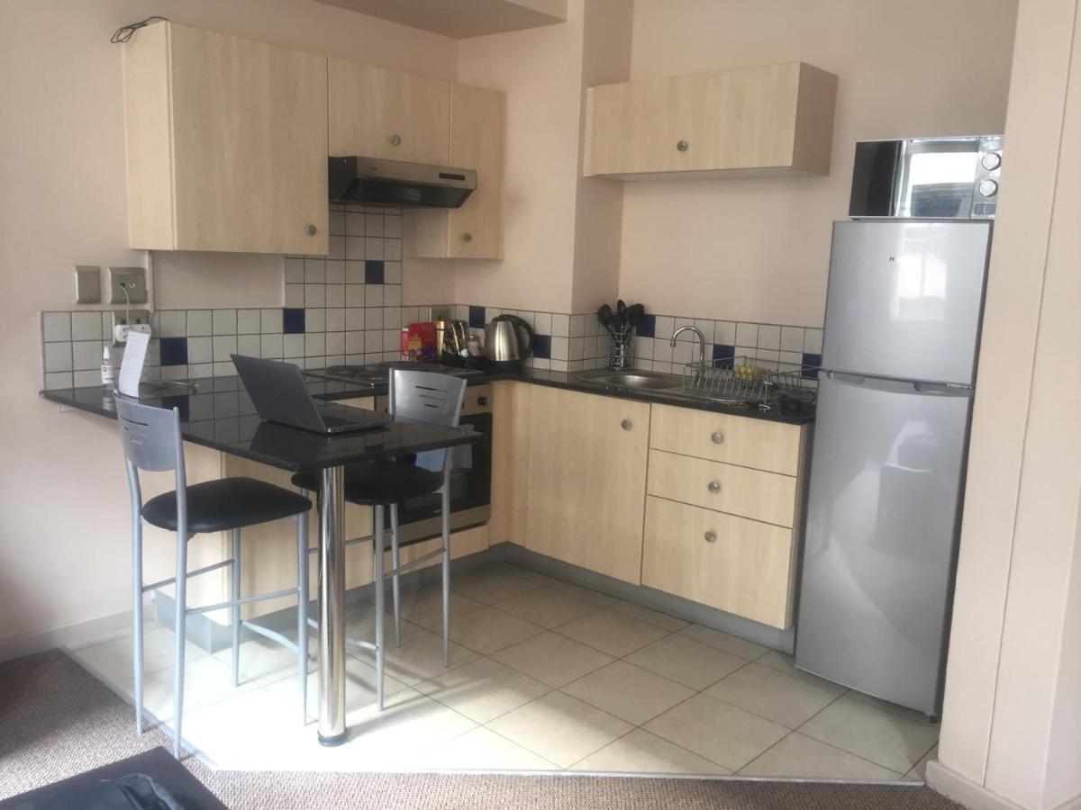 Mabungubwe Hotel Apartments - Home Away From Home Johannesburg Bagian luar foto