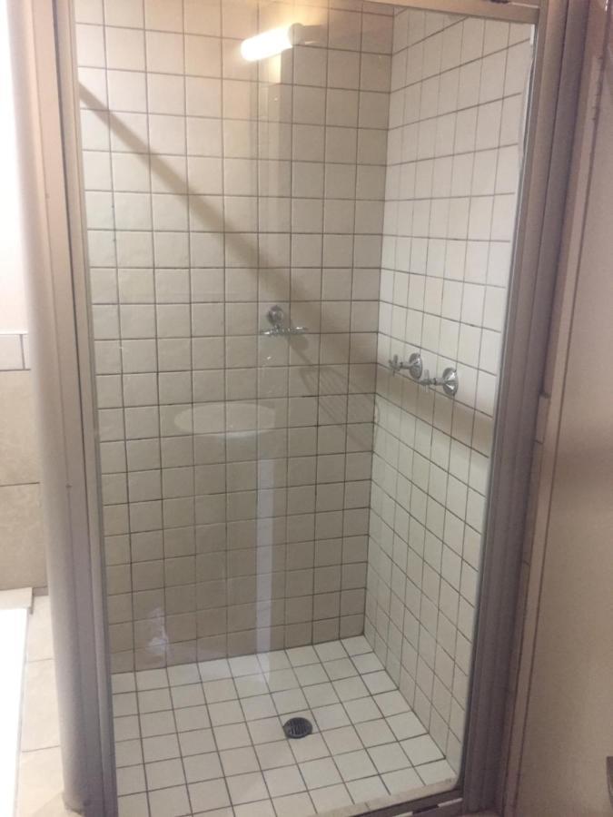 Mabungubwe Hotel Apartments - Home Away From Home Johannesburg Bagian luar foto