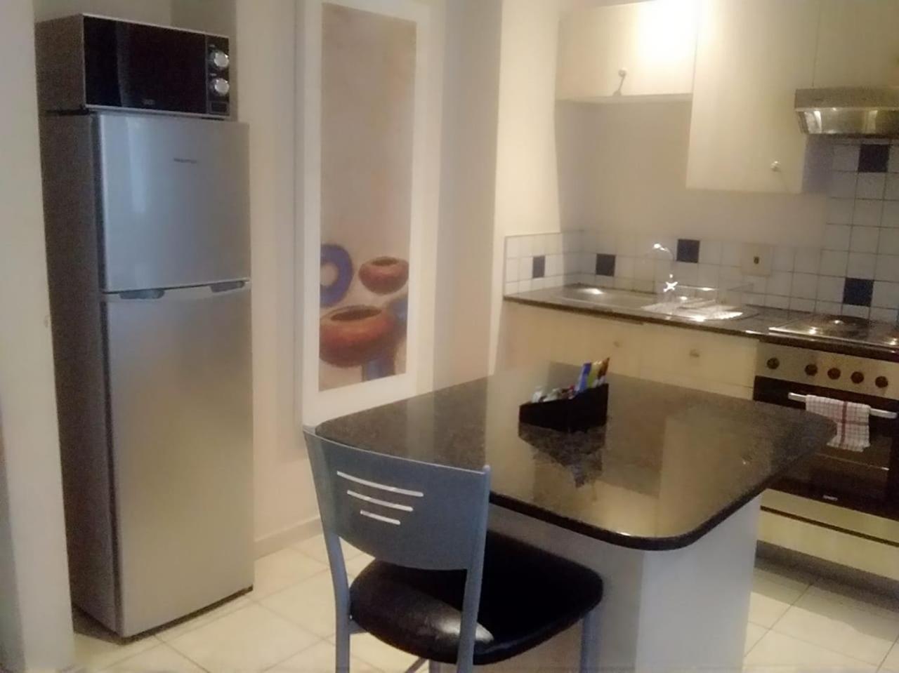 Mabungubwe Hotel Apartments - Home Away From Home Johannesburg Bagian luar foto