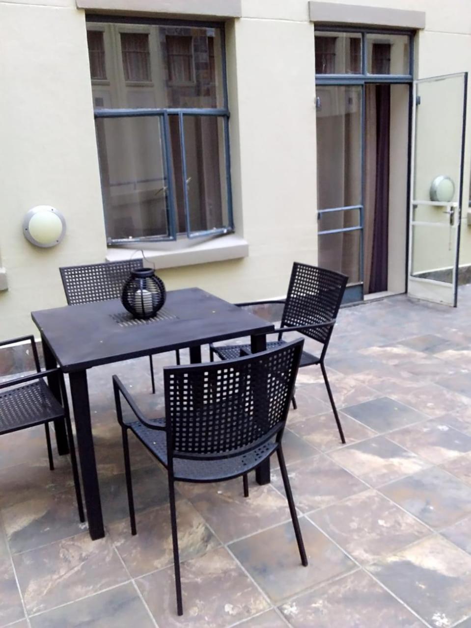 Mabungubwe Hotel Apartments - Home Away From Home Johannesburg Bagian luar foto